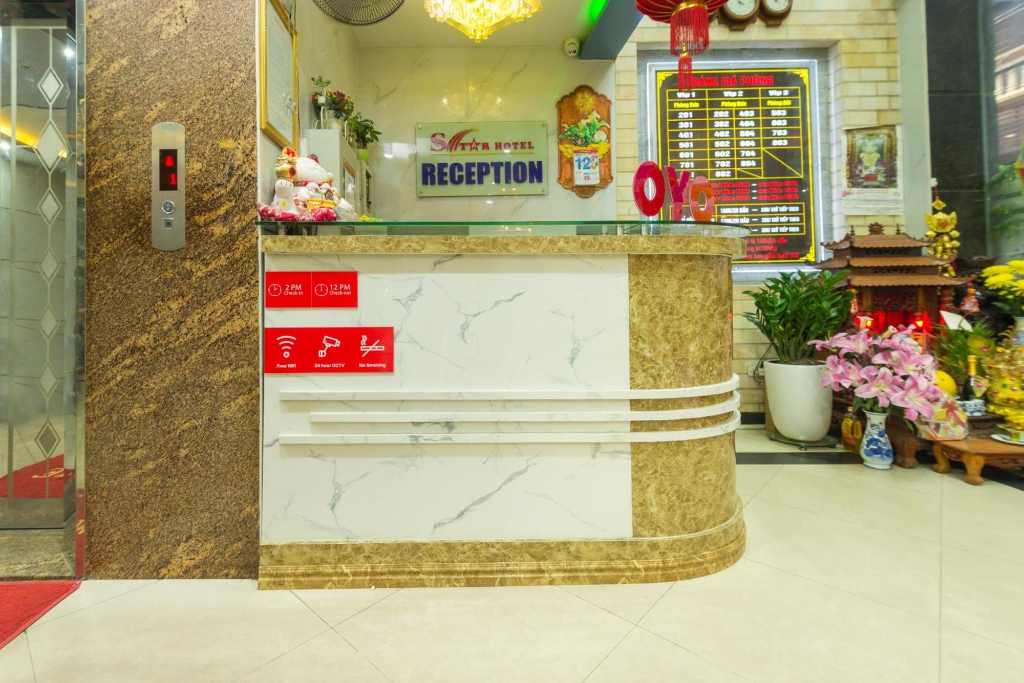 Oyo 887 Star Hotel Hanoi Esterno foto